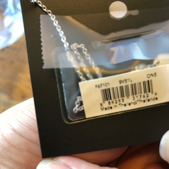 ❗️FINAL PRICE❗️ NWT Coach Cherry Pave Necklace - Picture 3 of 3